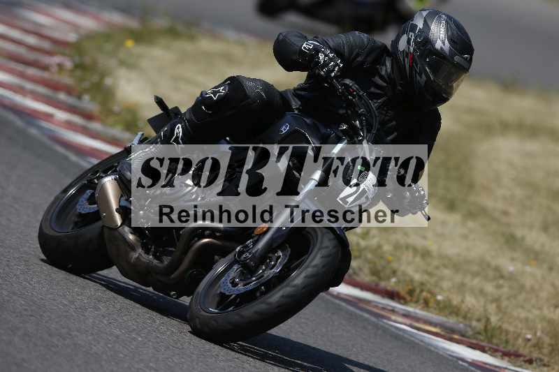 Archiv-2023/28 05.06.2023 Moto Club Anneau du Rhin/blanc-novice/27